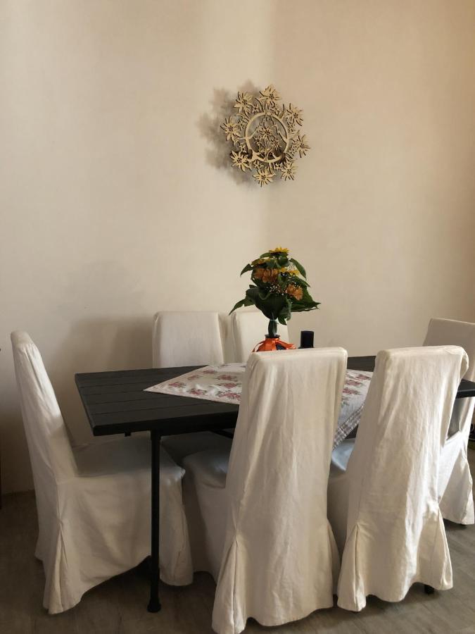 Verso Est Petralia Soprana Bagian luar foto